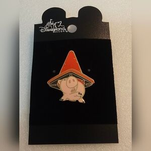 Toy Story - Hamm - Hiding Under a Traffic Cone Disney Pin 8916